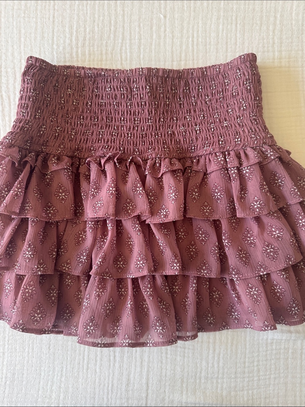 H&M Dusty Rose Floral Tiered Ruffle Mini Skort. Size XXS. Like new